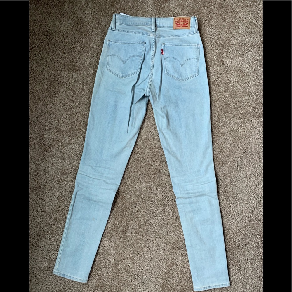 Levi’s 721 High Rise Skinny Jeans